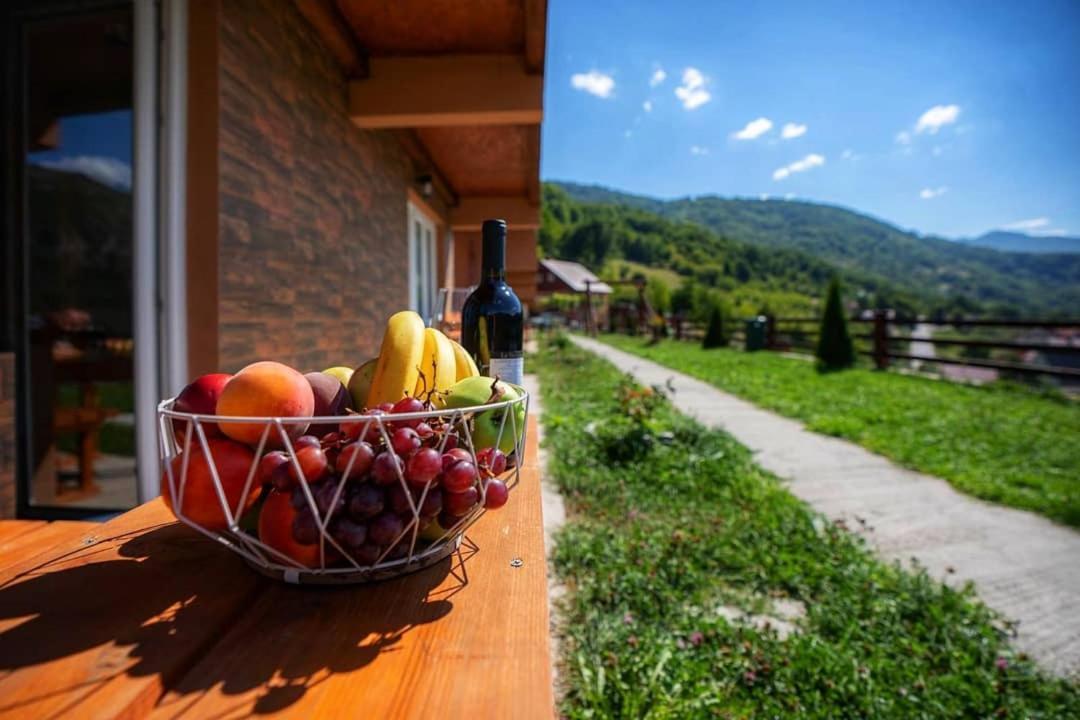 Guesthouse Madzarevic Плужине Екстер'єр фото